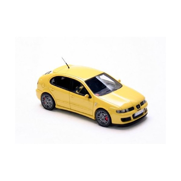 miniature seat leon