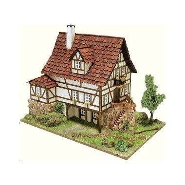 https://www.francis-miniatures.com/42970-large_default/maquette-maison-freiburg.jpg